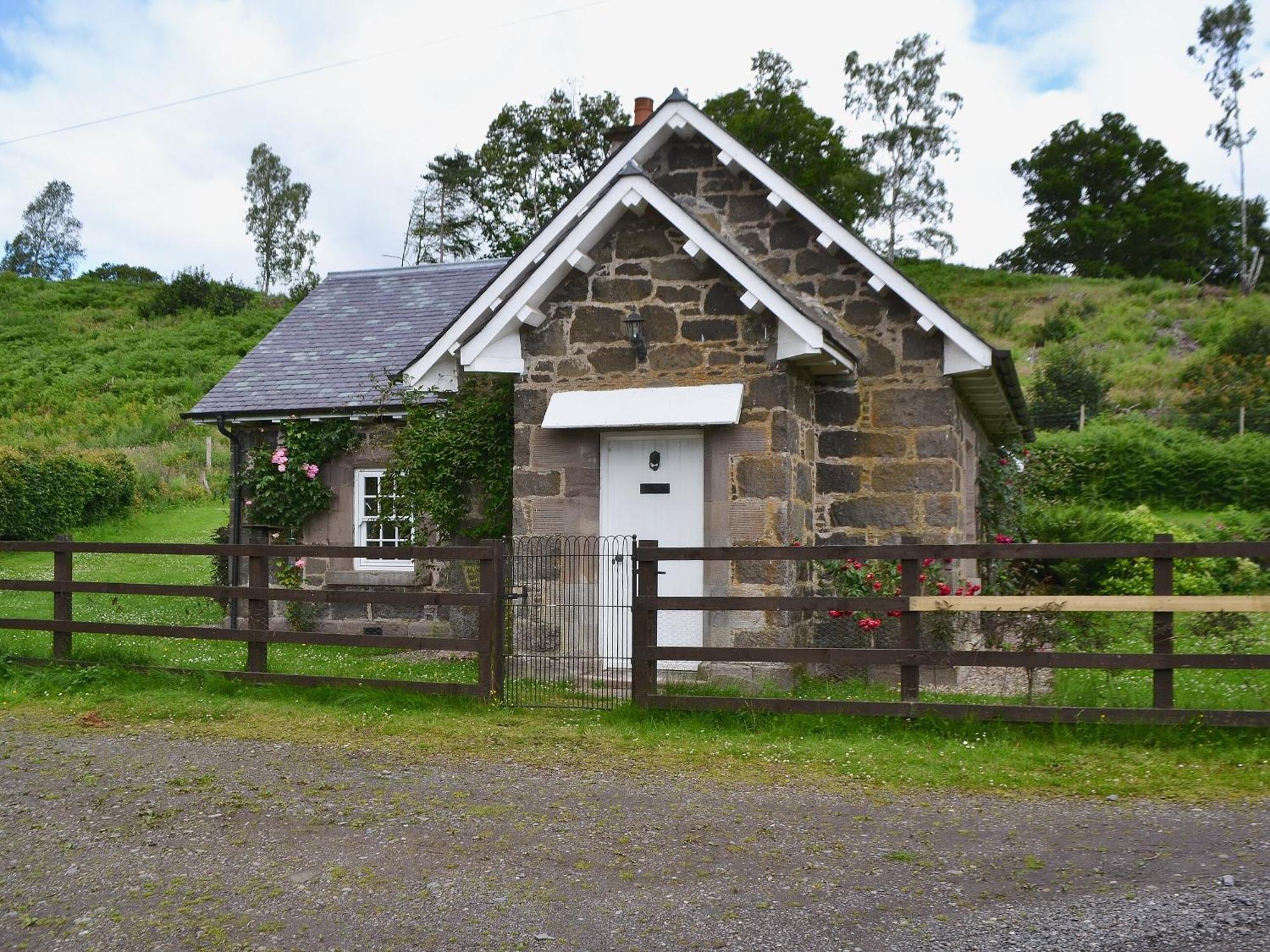 Westerton Lodge - Srrh Crieff Exterior photo